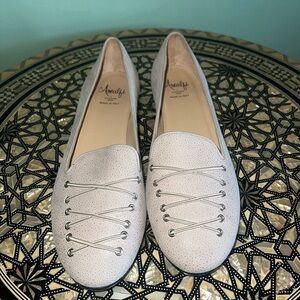 Amalfi Women's Textured White Flats